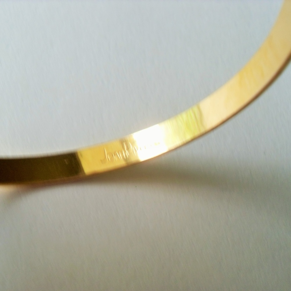 Joan Rivers Gold Bangle, Hammered look - Picture 2 of 5